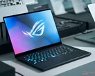 ASUS nadal oferuje serię ROG Zephyrus G w dwóch rozmiarach. (Źródło obrazu: Notebookcheck)