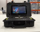 Kompletny cyberdeck wykonany przez firmę Raspberry Pi.