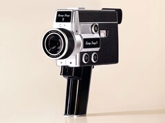 Kamera wideo Camp Snap CS-8 czerpała inspirację z klasycznej kamery Kodak Super 8 (źródło obrazu: Camp Snap)