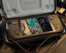 Pakiet „Humble Handhelds” wygaśnie 6 sierpnia 2026 r. Na zdjęciu: konsola Steam Deck z obrazkiem tytułowym pakietu.