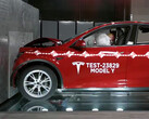 Tesla Model Y zdobywa 5 gwiazdek w teście bezpieczeństwa zderzeniowego. (Źródło zdjęcia: NHTSA)
