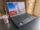 Recenzja laptopa Lenovo ThinkPad X1 Nano Gen 3: Intel Core-P o wadze poniżej 1 kg