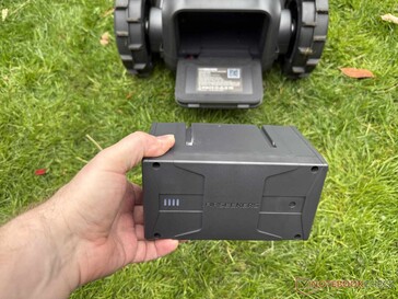 duży akumulator 15 Ah do demontażu