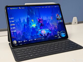 Nowy GT Pad 2 Pro będzie podobno wyposażony w Snapdragona 8 Gen 3. Na zdjęciu: wyciekły tablet do gier. (Źródło zdjęcia: Weibo)