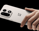 OnePlus 15 (źródło zdjęcia: OnePlus)