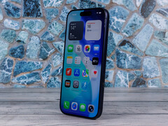 IPhone 17 Pro ma wiele do zaoferowania, ale czy nadszedł czas na aktualizację z iPhone&#039;a 14 Pro? (Źródło zdjęcia: Daniel Schmidt)
