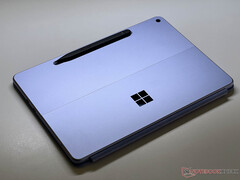 Urządzenie Surface Pro 12 cali jest wyposażone w wyświetlacz o częstotliwości odświeżania 90 Hz.