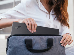 ThinkPad X13 Detachable Gen 1 oferuje typowy dla ThinkPadów układ klawiatury.