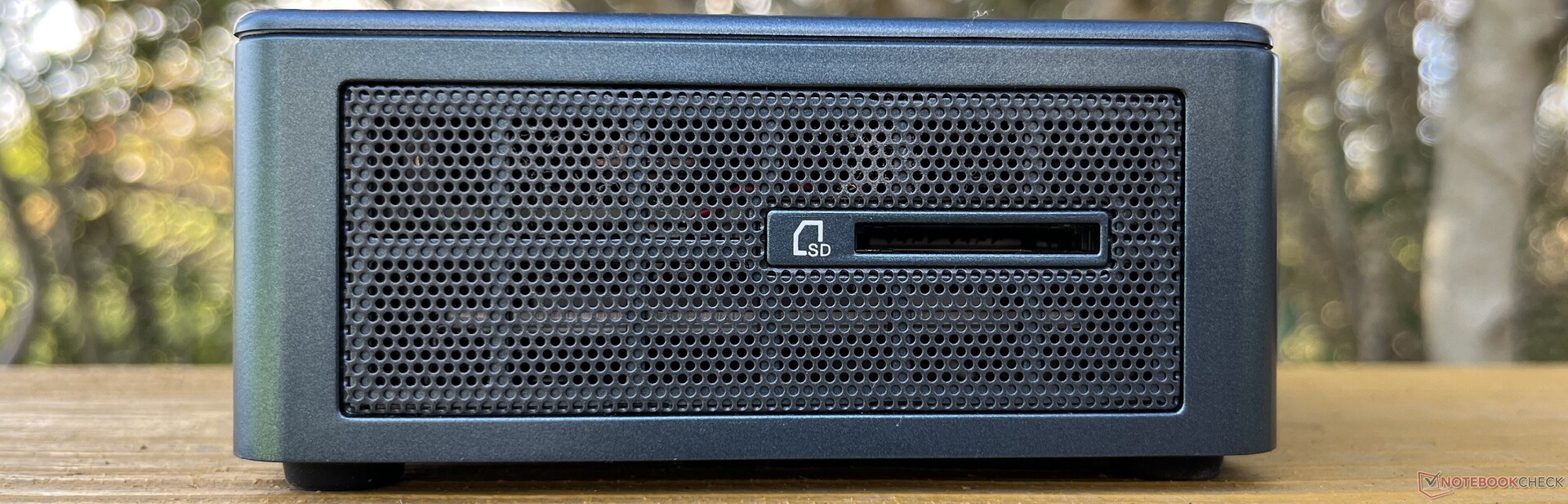 GEEKOM Mini IT13 Packs Core i9 into 4x4 NUC Chassis: 14-Cores NUC