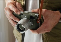 Edycja Safari kultowego aparatu dalmierzowego Leica M11-P będzie dostępna w kolorze oliwkowo-zielonym (źródło zdjęcia: Leica)