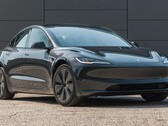 Tesla ubiega się o pozwolenie homologacyjne na wprowadzenie Modelu 3 i Modelu Y do Indii (źródło zdjęcia: Michael Simari/Car and Driver)
