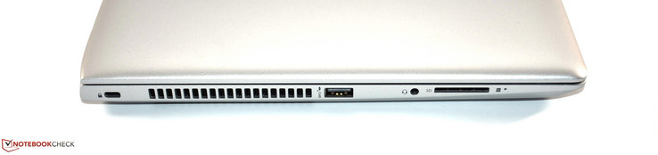 lewy bok: gniazdo blokady Kensingtona, otwory wentylacyjne, USB typu A (2.0), gniazdo audio, czytnik kart pamięci (SD)