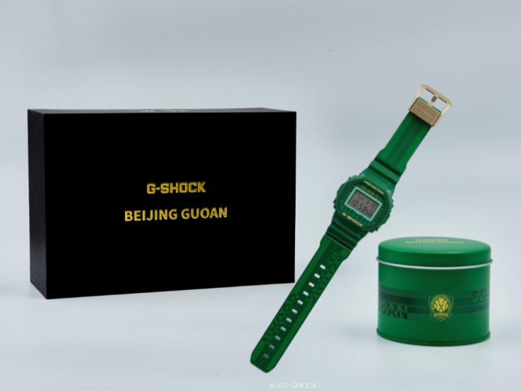 Zegarek G-Shock x Beijing Guoan Football Club. (Źródło zdjęcia: Casio via Weibo)