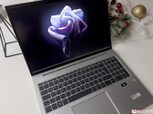 Recenzja laptopa HP EliteBook 865 G9 - 1000-nitowy wyświetlacz Sure View nie do końca spełnia swoje zadanie