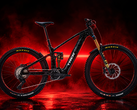 Trek Rail+ 9.8 Gen 5 to eMTB z pełnym zawieszeniem