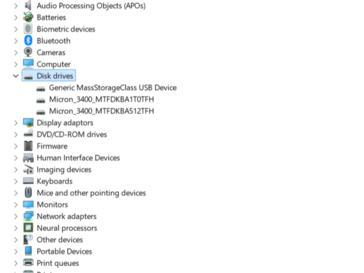 Przed włamaniem dyski SSD są wymienione w sekcji 