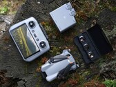 DJI Mini 5 Pro: Unboxing i filmy z lotu już w sieci. Jest również dostępny u sprzedawców detalicznych. (Źródło obrazu: djicyprus)