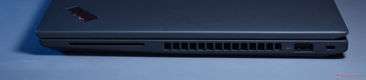 prawo: Czytnik kart inteligentnych, USB A 3.2 Gen 1, Kensington Lock