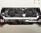 Karta graficzna Intel Arc G3 Extreme jest szybka, ale jest również droga i nie wyróżnia się szczególną energooszczędnością.