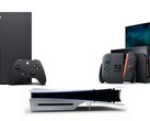 Na zdjęciu: Xbox Series X, Sony PS5 Slim Disc Edition oraz Nintendo Switch 2