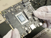 Ayaneo oferuje aktualizacje płyt głównych z AMD Ryzen 7 8840U dla swoich starych handheldów do gier (źródło obrazu: Ayaneo)