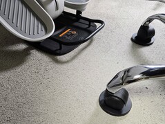 Odległość między fotelem a orbitrekiem musi być odpowiednia