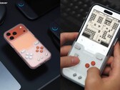Etui GameBaby Transparent Edition z funkcją „flip-to-play” dla iPhone’a 17 Pro Max, dostępne w limitowanej edycji