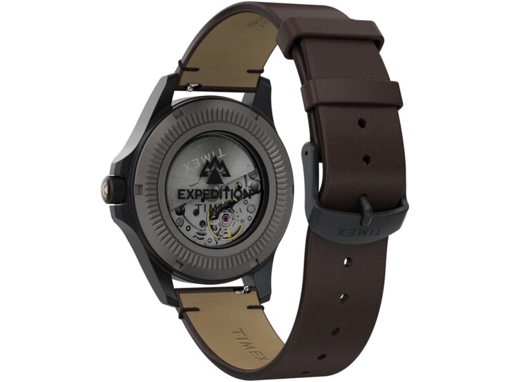 Widok z tyłu zegarka Timex Expedition Field Post Titanium, ukazujący przezroczysty dekiel, mechanizm automatyczny oraz brązowy skórzany pasek.