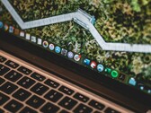 Appleplany składanego MacBooka podobno opóźnione do 2027 lub 2028 r. (źródło zdjęcia: Jonathan Kemper, Unsplash)