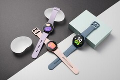 Samsung kontynuuje dodawanie nowych funkcji do serii Galaxy Watch4 i Galaxy Watch5. (Źródło obrazu: Samsung)