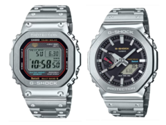 Po lewej stronie mamy Casio G-Shock GMW-B5000D-1CJF, a po prawej Casio G-Shock GM-B2100SD-1CJF. (Źródło zdjęcia: Great G-Shock World)