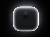 Ładowarka o mocy 40 W ma konstrukcję podobną do etui ładującego Apple AirPods. Na zdjęciu: zdjęcie promocyjne przedstawiające adapter.