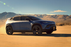 Wygląda na to, że plan Fiskera polegający na generowaniu przychodów za pomocą ogromnych rabatów działa, pomimo ostrzeżeń ekspertów. (Źródło zdjęcia: Fisker)