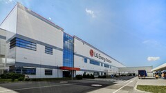 LG planuje wycofać baterie Li-S zamiast półprzewodnikowych (image: LG)