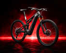 Rower elektryczny S-Works Turbo Levo R Ultralight eMTB oferuje moment obrotowy wynoszący 111 Nm oraz moc szczytową na poziomie 850 W