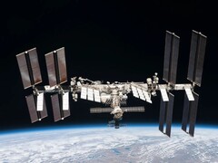 ISS na orbicie (źródło zdjęcia: NASA; przycięte)