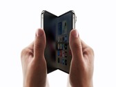Apple iPhone Duo najwyraźniej nie zdołał w pełni rozwiązać "problemu z zagięciem".