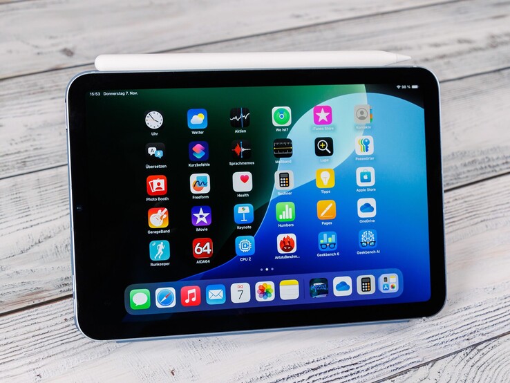 IPad mini 7 Apple posiada 8,3-calowy wyświetlacz o dobrej jakości obrazu. (Źródło zdjęcia: Daniel Schmidt)