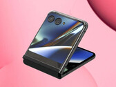 Razr (2023) dobrze wykorzysta swój górny panel dzięki dużemu wyświetlaczowi na okładce. (Źródło obrazu: @evleaks)