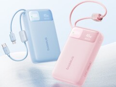 Powerbank Baseus EnerFill FC11 w kolorze niebieskim i różowym.