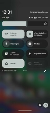 Klosz powiadomień z szybkimi ustawieniami