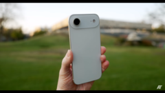 Kolejny domniemany iPhone nowej generacji. (Źródło obrazu: AppleTrack via YouTube)