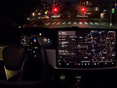 Tesla FSD 12 podczas deszczowej przejażdżki po San Francisco (zdjęcie: WMC/YT)