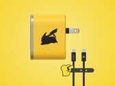Szybka ładowarka USB firmy Anker o mocy 70 W, model Pikachu
