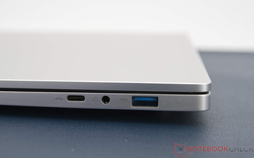 Ninkear S14 - Połączenia po prawej stronie