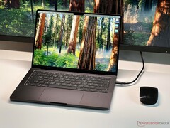 MacBook Pro M5 zostanie najwyraźniej wprowadzony na rynek na początku 2026 roku (źródło zdjęcia: Notebookcheck)