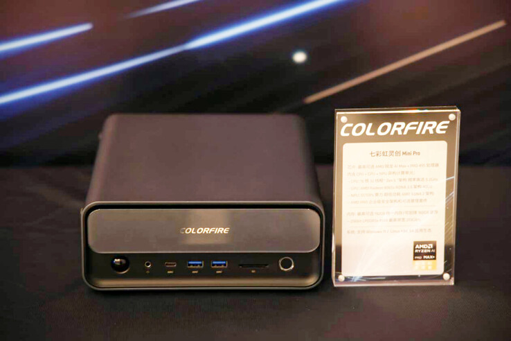 W Chinach zaprezentowano nowy mini komputer Colorful Mini Pro wyposażony w technologię AMD Gorgon Halo.
