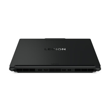 Legion 5a 1511 od tyłu (źródło obrazu: Lenovo)