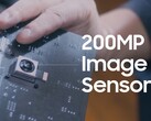 Nowy aparat Sony 200 MP może być nawet o 20% większy niż ISOCELL HP2 w Galaxy 25 Ultra. (Źródło obrazu: Samsung)