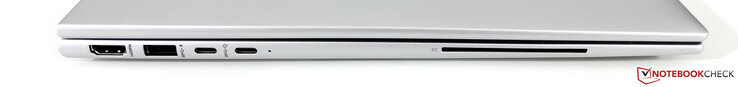 Po lewej: HDMI 2.0b, USB-A 3.2 Gen.1 (5 GBit/s) 2x USB-C 4.0 (40 GBit/s, DisplayPort ALT mode 1.4, Power Delivery), czytnik SmartCard (opcjonalnie)